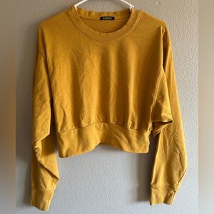Talentless size medium adult woman 100% cotton yellow crop crewneck sweatshirt